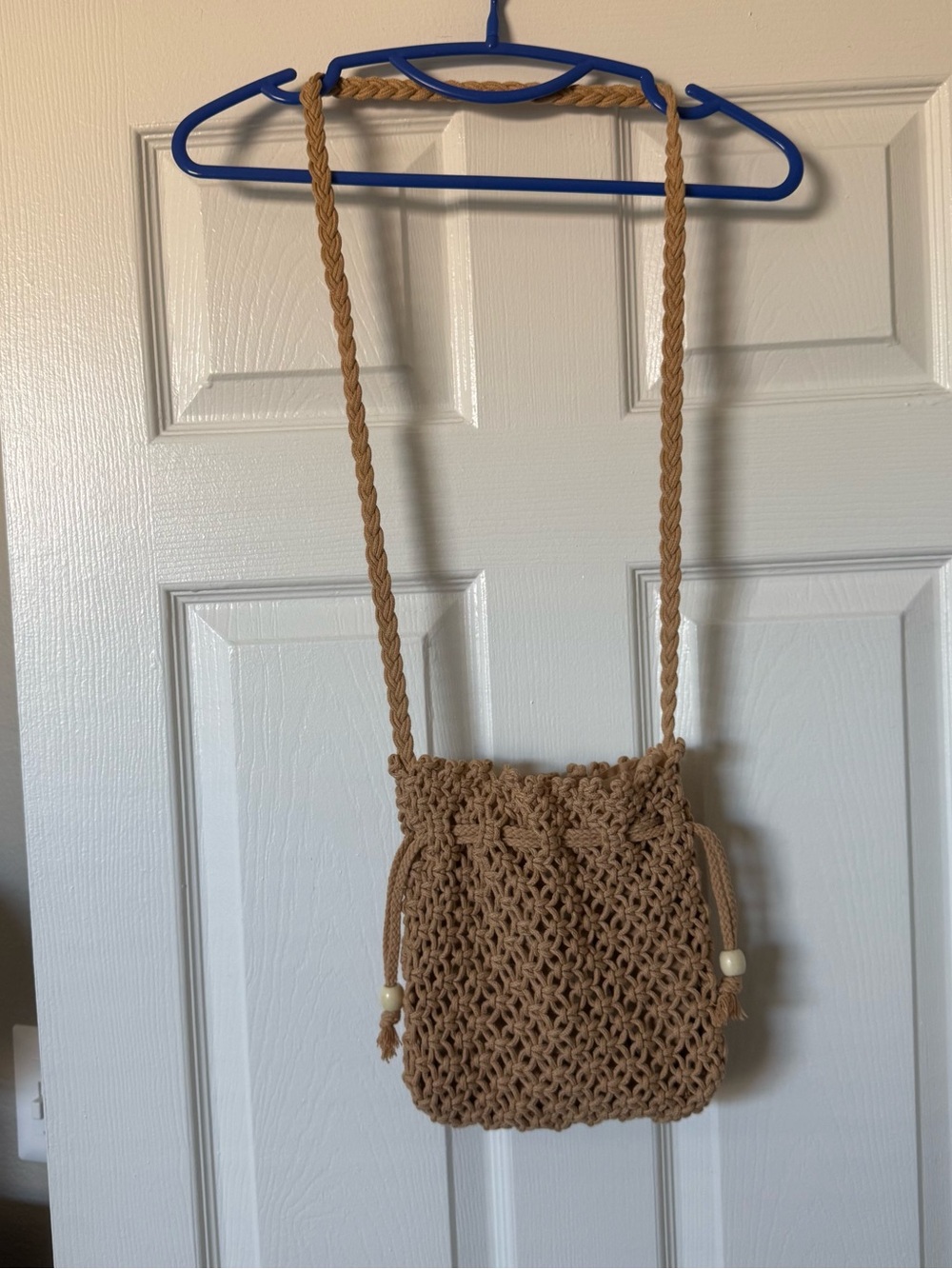 Handwoven Tan Crochet Drawstring Crossbody Bag - Picture 3 of 3